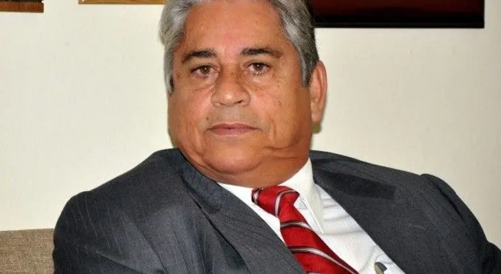 Chilote Llenas electo a unanimidad presidente de las Águilas