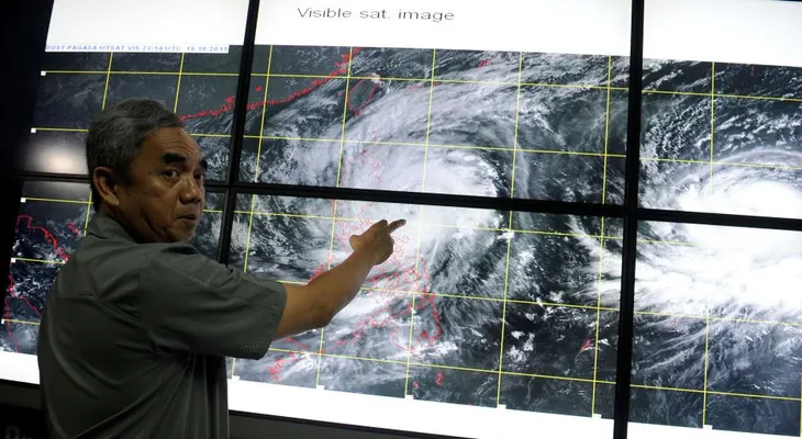 El supertifón Koppu castiga con fuerza a Filipinas