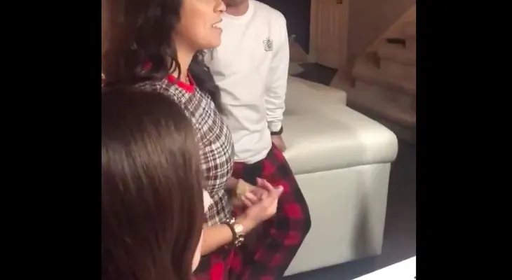 Hispana rompe con el novio infiel mientras celebra sus 21 años