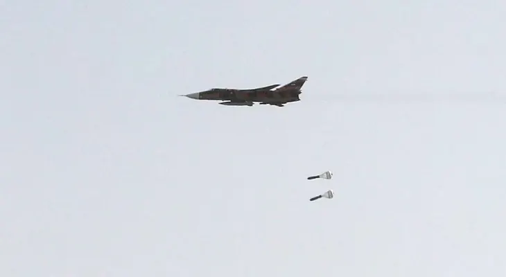 Irán exige a Qatar liberar a tres pilotos capturados en marzo y pide mediación de la Cruz Roja