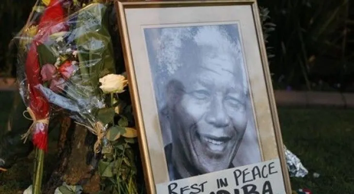 Sudáfrica: Muere ministro que planificó funeral de Mandela 