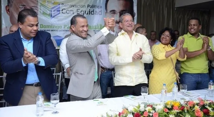 "Renovación Política con Equidad" proclama a Domingo Páez candidato a alcalde SDE