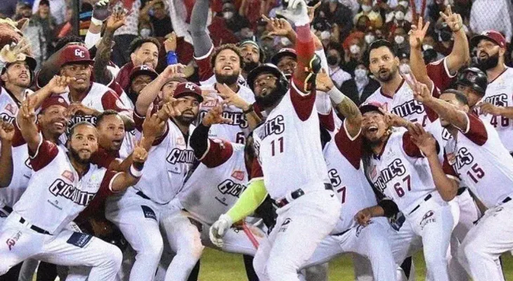 Gigantes del Cibao renuevan con Marcell Ozuna