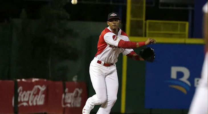 Las Aguilas sufren su tercera derrota seguida