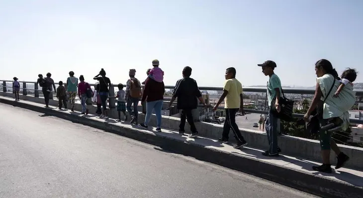 La caravana de migrantes se acerca a la frontera entre México y  EE.UU