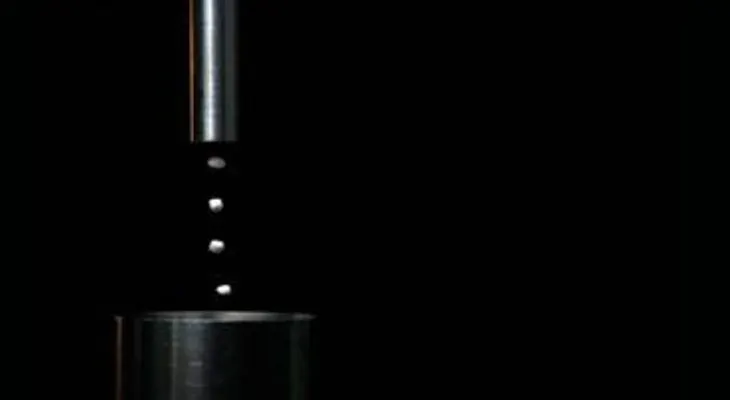Científicos logran que objetos leviten deparados con ondas de sonido