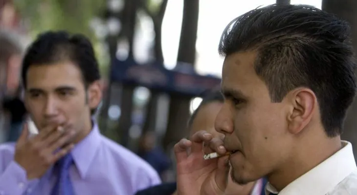  Fumar apenas un cigarrillo por día también aumenta el riesgo de muerte