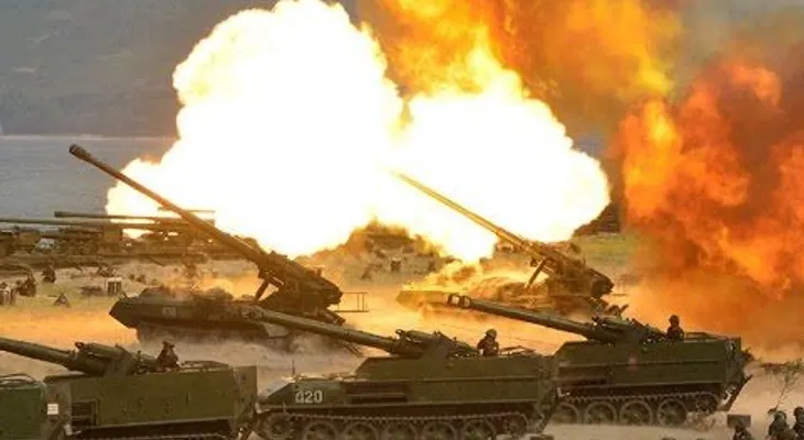 Corea del Norte difunde impresionantes imágenes de su poderío militar (VIDEO)