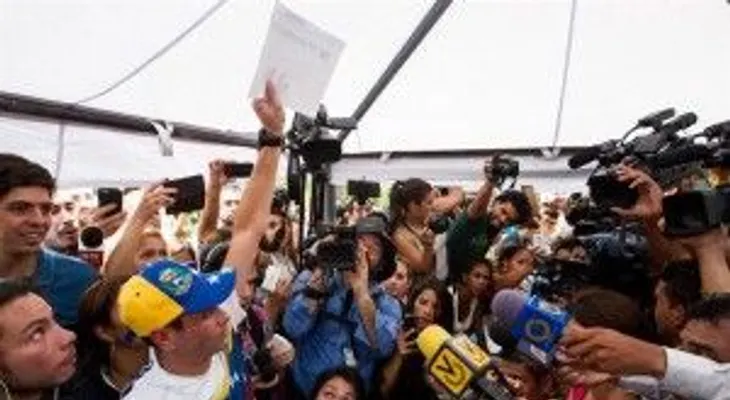 Empieza conteo de planillas con firmas para el revocatorio en Venezuela