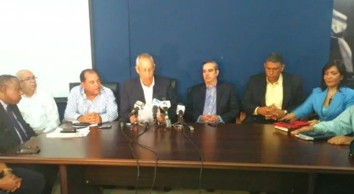 PRM pide al Gobierno garantizar dinero a ahorrantes del Banco Peravia