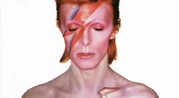 Hace 50 años aterrizó en la Tierra Ziggy Stardust, el alter ego de David Bowie