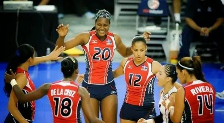 RD vence a Nicaragua en voleibol; también clasifica para el Mundial