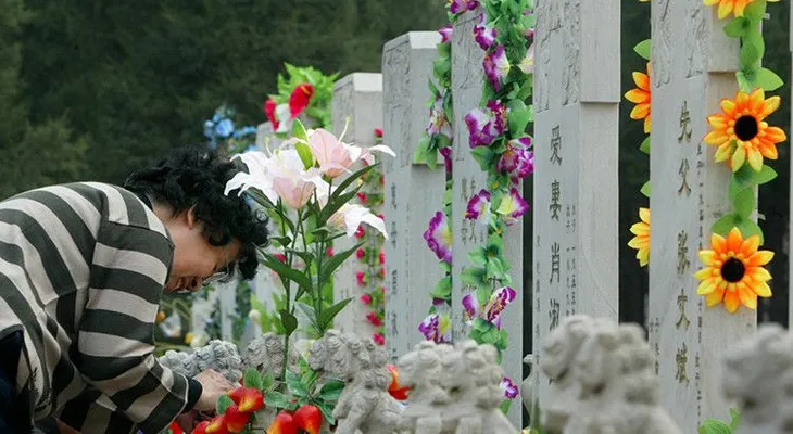 Ecomuerte: las autoridades de Pekín promueven los funerales ecológicos