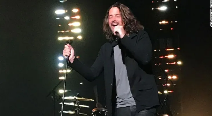 La historia de la foto que un admirador le tomó a Chris Cornell un día antes de morir