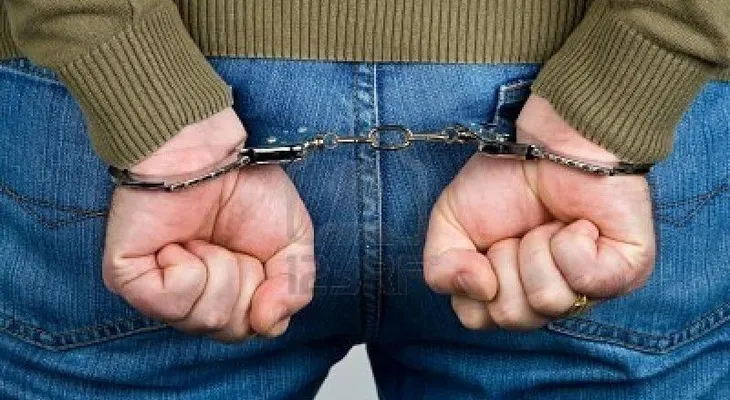 Apresan hombre abusaba sexualmente contra sus hijas