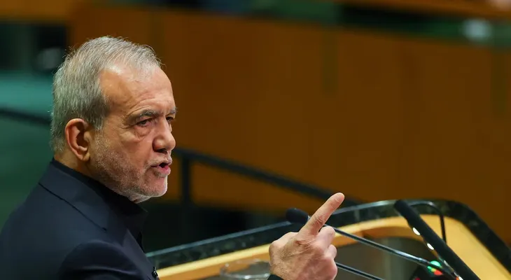 Pezeshkian dice que Teherán está dispuesto a negociar con Trump para terminar la guerra