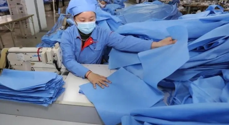 Mascarillas se convierten en prenda habitual en Asia, para evitar contagiarse del coronavirus