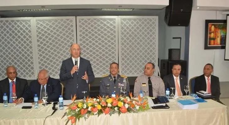 Domínguez Brito dice han aumentado robos y asaltos en RD