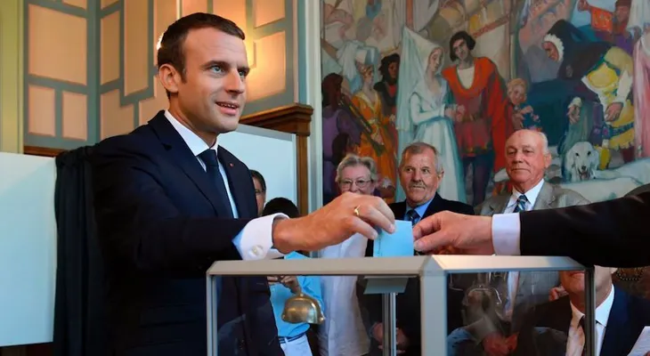 El partido de Macron logra la mayoría en el Parlamento francés