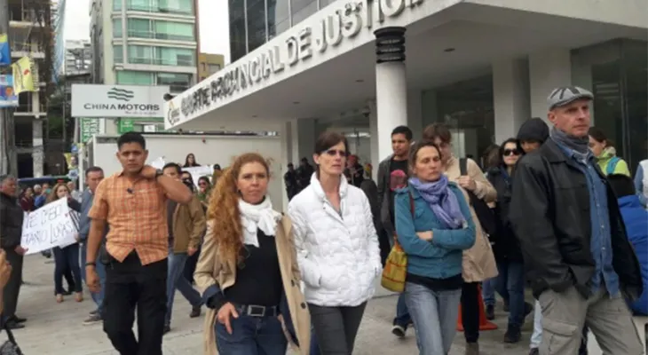 Escándalo en Ecuador: la esposa del presidente Rafael Correa defiende a un pedófilo sentenciado a 22 años de prisión