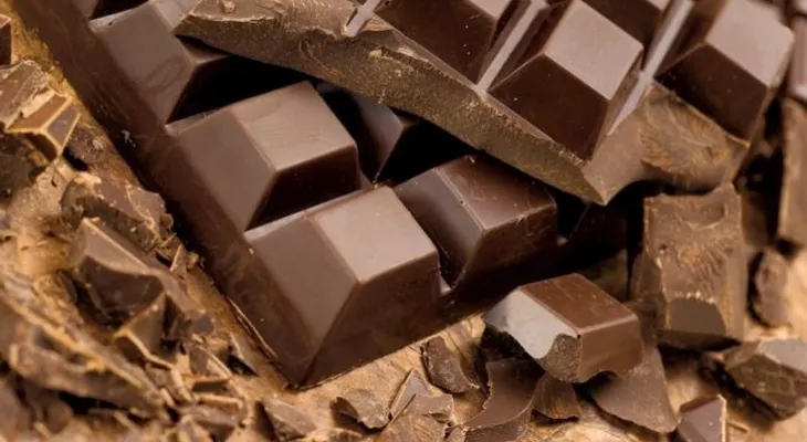 4 alimentos que debes evitar comer antes de dormir