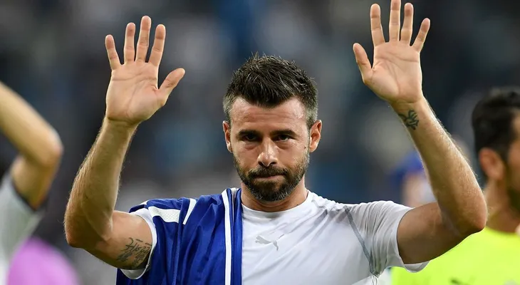 Polémica en Italia: dejó la selección por motivos personales y una foto viral lo metió en problemas