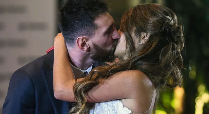 El sensual baile de Antonella Roccuzzo y Lionel Messi en su boda