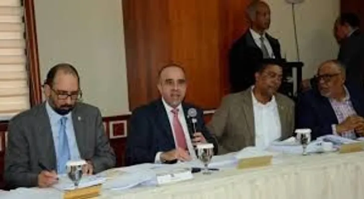 Comisión continúa avanzando estudio Ley de Régimen Electoral  