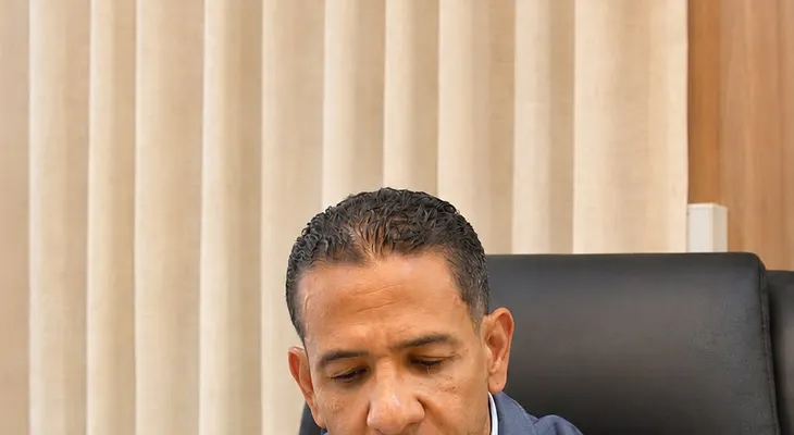 Periodista denuncia falta de apoyo y discriminación contra empresas dominicanas
