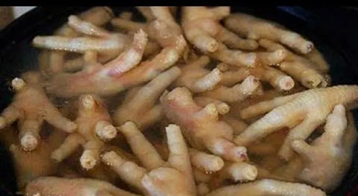 Doctores no hablan de esto, pero las patas de pollo tienen un secreto?