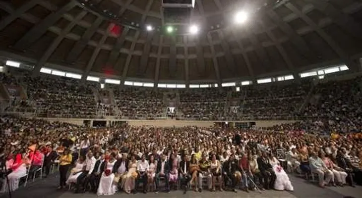 2.000 se casan boda colectiva en Río de Janeiro