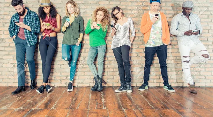 El 43% de los millennials no creen o no les importa que Dios exista, según un nuevo estudio
