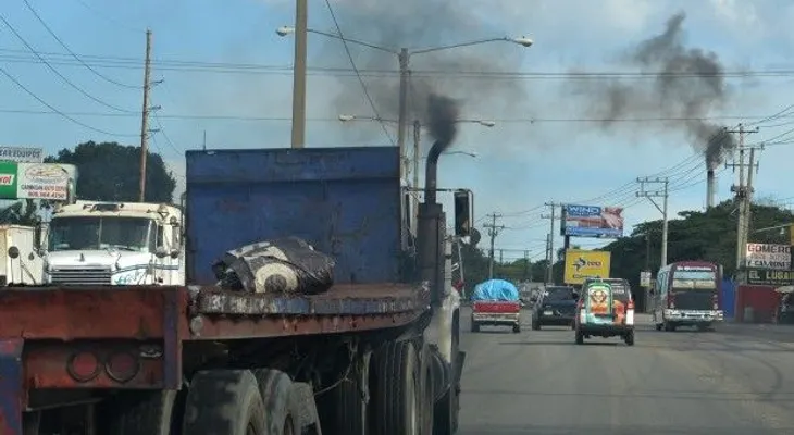 AMET recuerda está prohibida la circulación vehículos pesados por Navidad