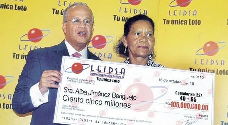 Profesora se gana 105 millones en la Loto