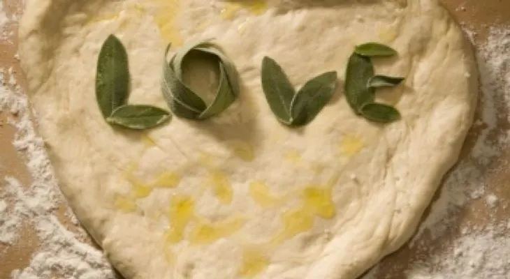 Receta para enamorar en San Valentin: PIzza de corazón