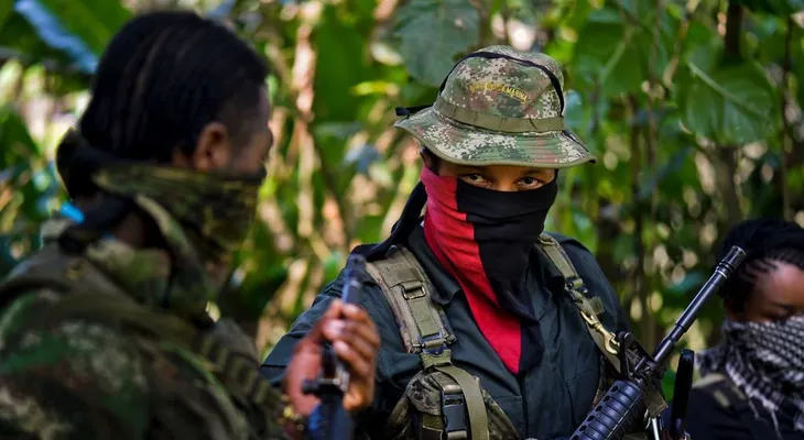 Atentado del ELN deja un muerto y 4 heridos, afirman autoridades en Colombia