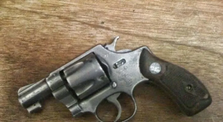 Apresan 9 hombres y les ocupan 7 armas de fuego