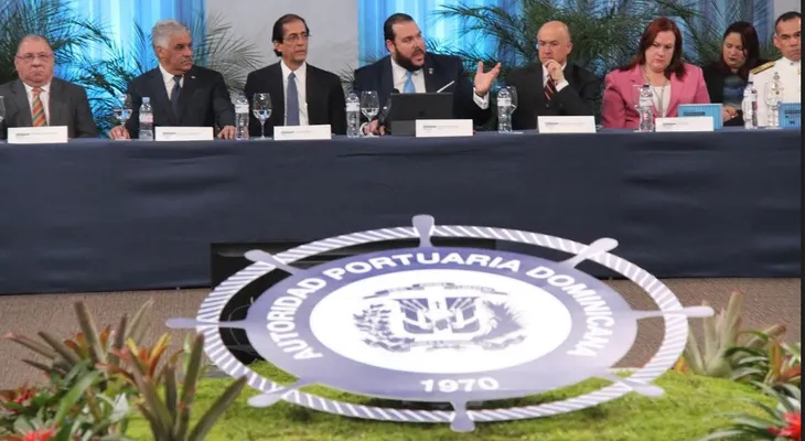 Gobierno y sector privado proponen convertir al país en HUB marítimo del Caribe