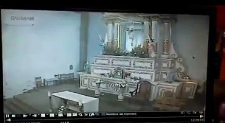 Captan desde dentro cómo se derrumba una iglesia en México tras terremoto de 7,1