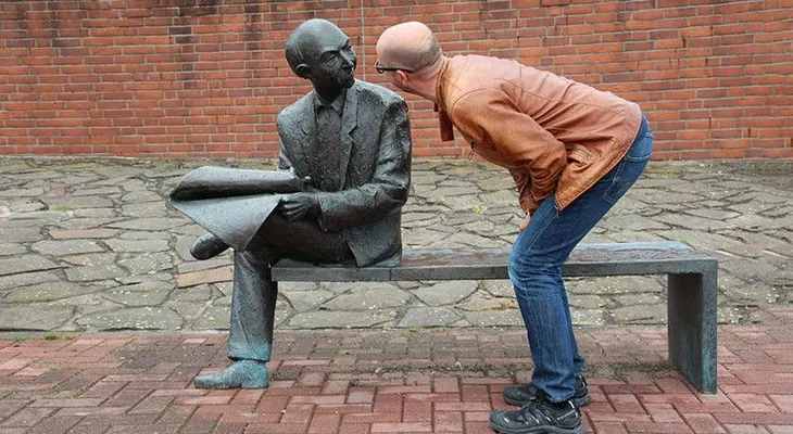 Harvard revela el truco infalible para caer más simpático