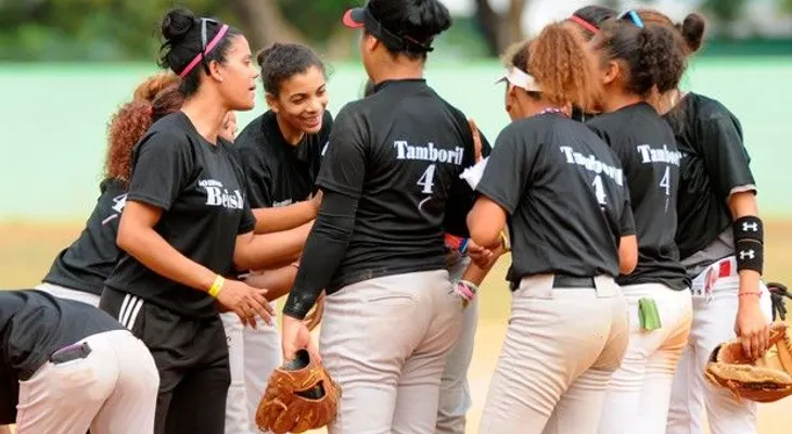 Las damas de Esperanza y Tamboril, invictas