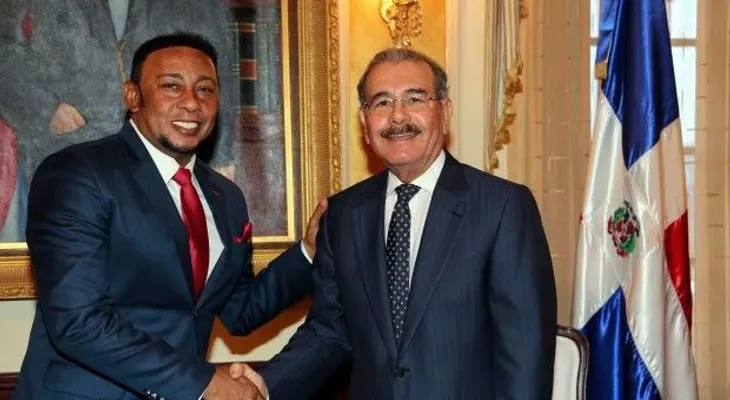 Anthony Santos apoya a Danilo Medina. Dice ha sido un gobierno excelente
