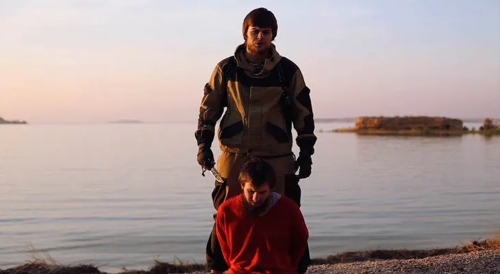 ISIS publica un video donde amenaza a Rusia y decapita a un supuesto espía ruso