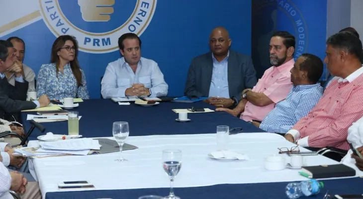 PRM acuerda realizar movilizaciones en defensa de la institucionalidad