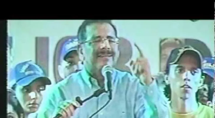 Danilo llama basura a LF y su gente; dice quien se vende no vale nada... 