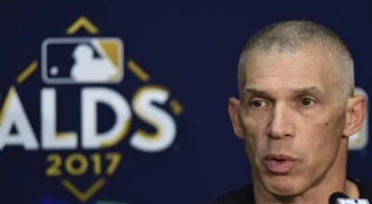 Gary Sánchez le pidió a Girardi solicitara revisión de jugada; managear de los Yanquis sume "error horrible"