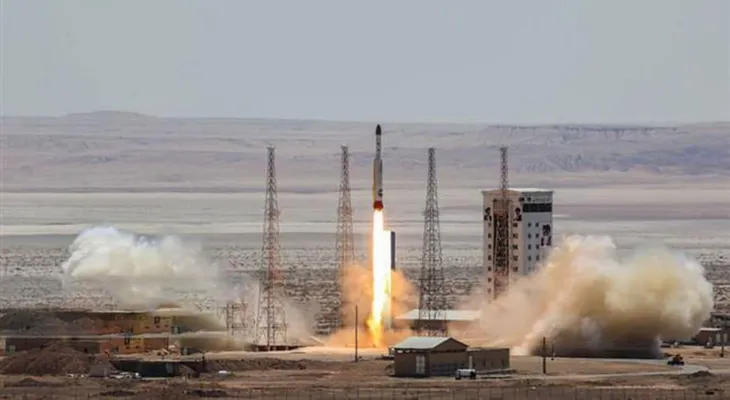 EEUU impuso más sanciones a Irán por el lanzamiento del cohete para poner satélites en órbita