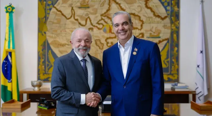 Abinader felicita a Lula da Silva tras su victoria electoral en Brasil