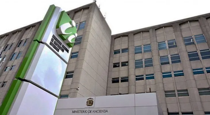 DGII somete a la Justicia  empresa Licores Royal y Bodegas de Iberia, por evasión de RD$ 9 mil millones