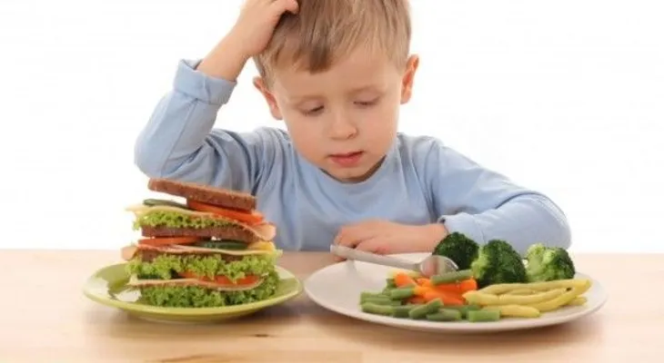 Tips para lograr que los niños coman de todo